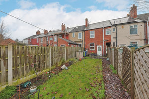 Hawthorne Street
